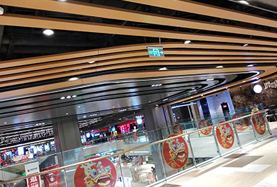 东百中心